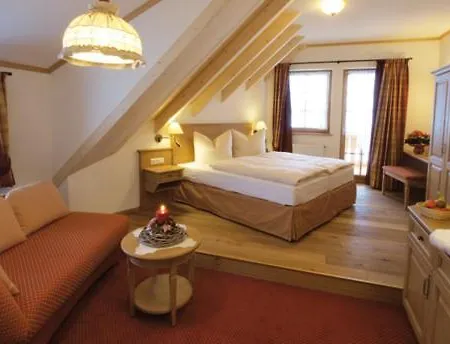 Naturparkhotel Schwarzwaldhaus بيت ضيافة بيرنو ام سشوارتزال