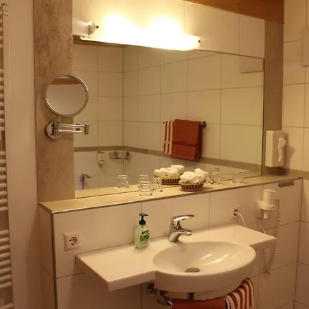 Naturparkhotel Schwarzwaldhaus بيت ضيافة بيرنو ام سشوارتزال