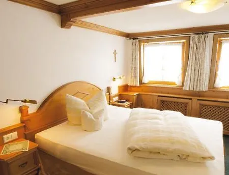 Naturparkhotel Schwarzwaldhaus بيت ضيافة بيرنو ام سشوارتزال