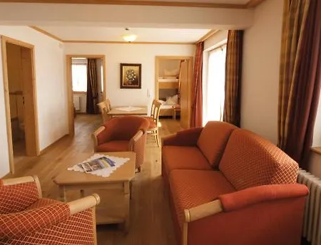 Naturparkhotel Schwarzwaldhaus בית הארחה ברנאו אים שוורצוואלד